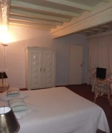 Le Grand Paris Hotel 3*